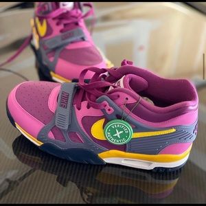 Meet your Posher, John john